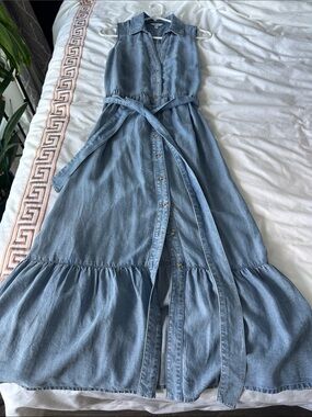 Reitmans denim dress